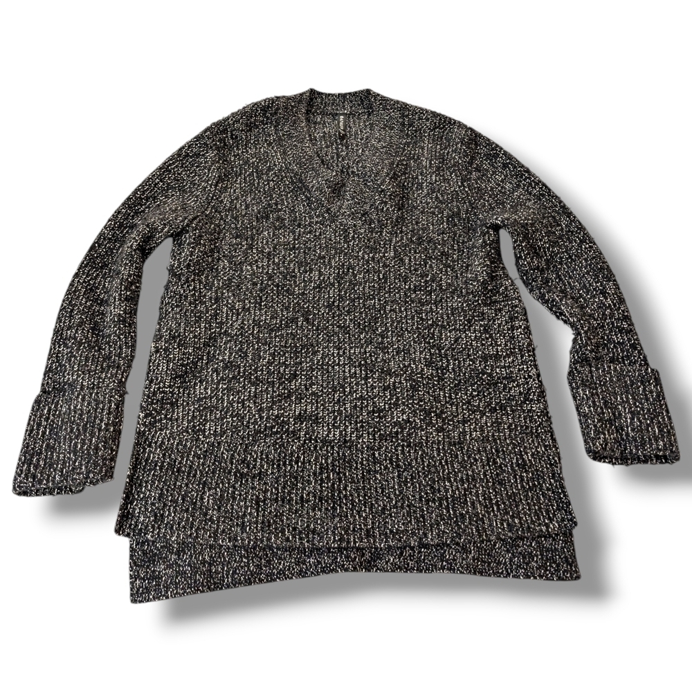 Athleta Black & White V-neck Sweater, Size S